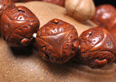 男人戴龍眼還是鳳眼菩提好 男人戴龍眼還是鳳眼菩提好