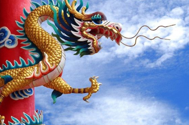 76年龍2024年必有一難如何化解? 76年龍2024年必有一難如何化解?