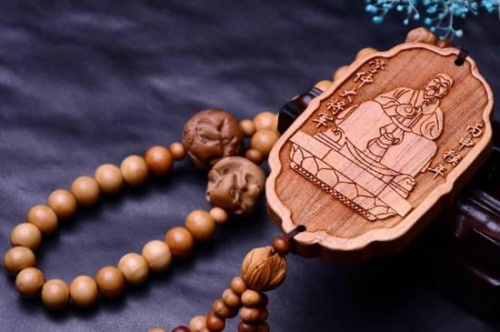 哪些生肖人不能帶桃木 哪些生肖人不能帶桃木