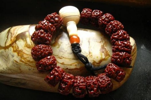 屬虎女戴菩提子最忌諱三個 屬虎女戴菩提子最忌諱三個