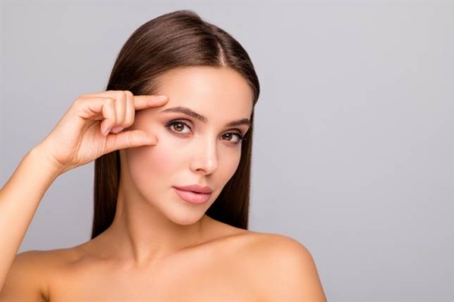 眉毛濃密的女人什么命 眉毛濃密的女人什么命