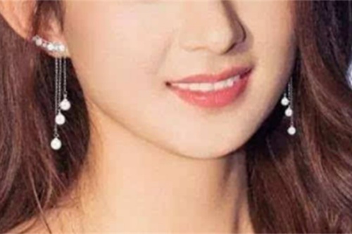 圓臉的女人命運好不 圓臉的女人命運好不